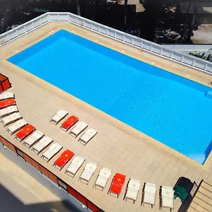 Apart Otel Tropicana