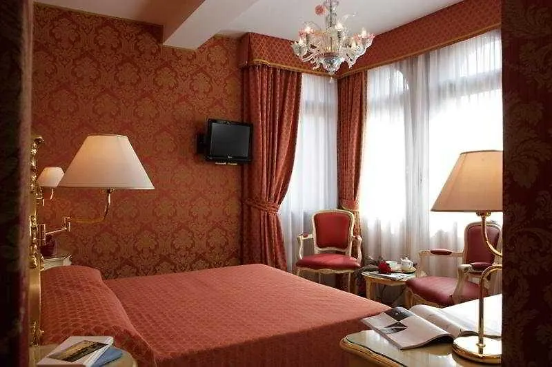 Ca' Pedrocchi Otel Venedik 3*,  İtalya