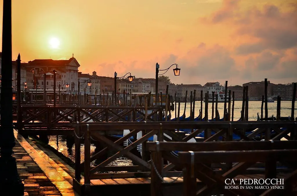 *** Guest house Ca' Pedrocchi Hotel Venice Italy